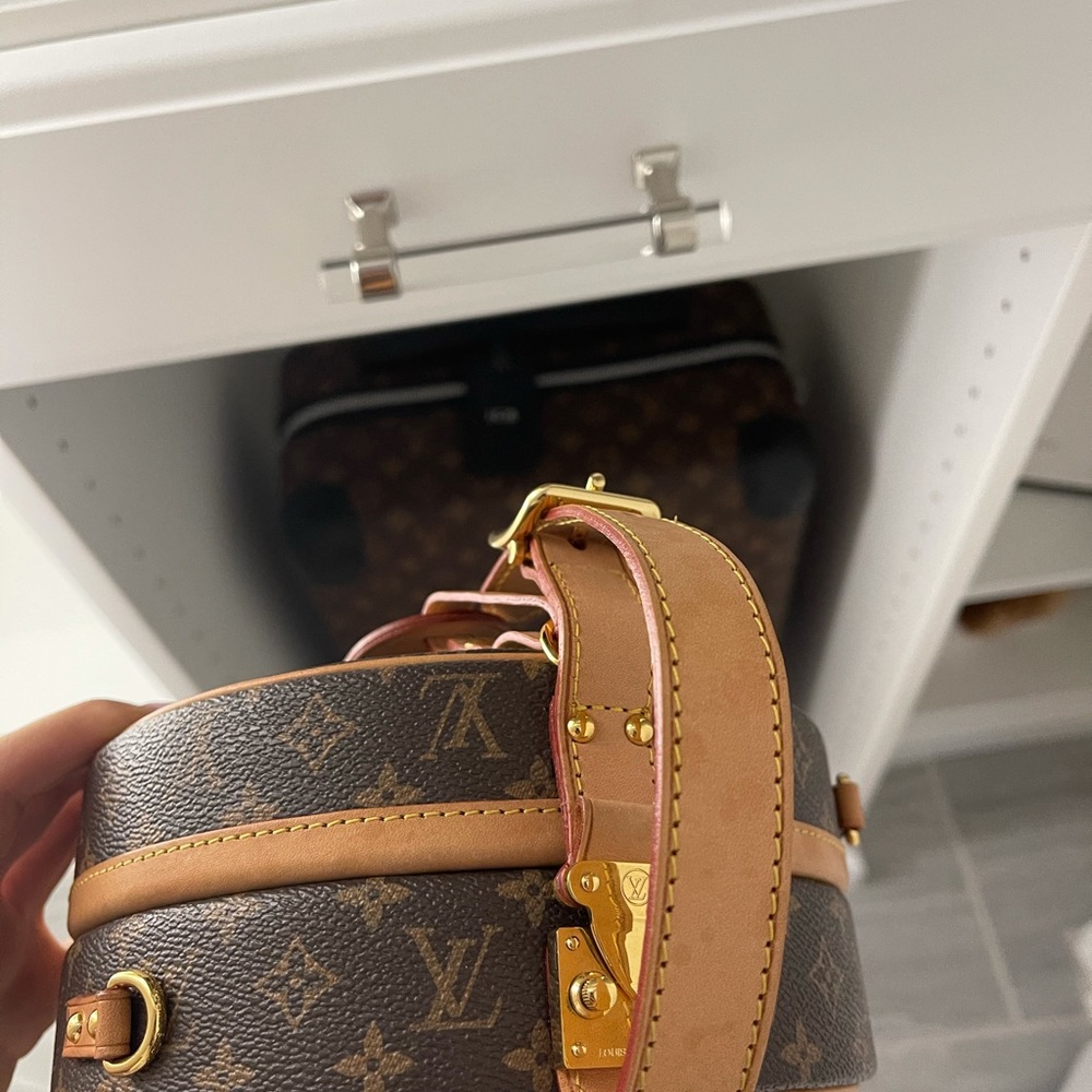 **SOLD**Louis Vuitton Petite Boite Chapeau - Picture 6 of 9